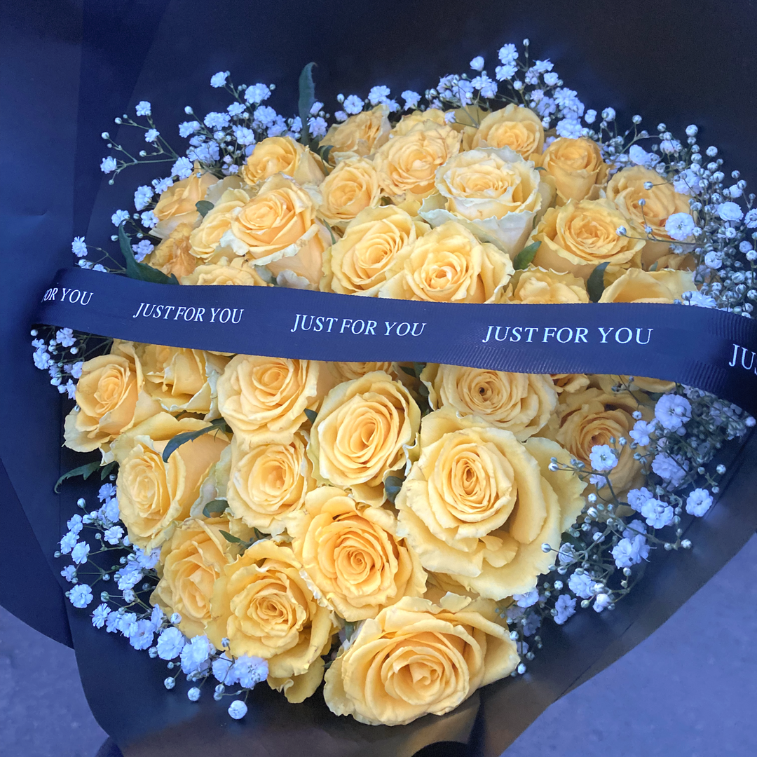 How to Send Flowers to Someone in Johannesburg from Anywhere in South Africa