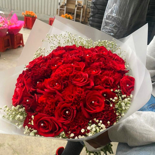Why Are Fresh Flowers More Expensive Than You Think?