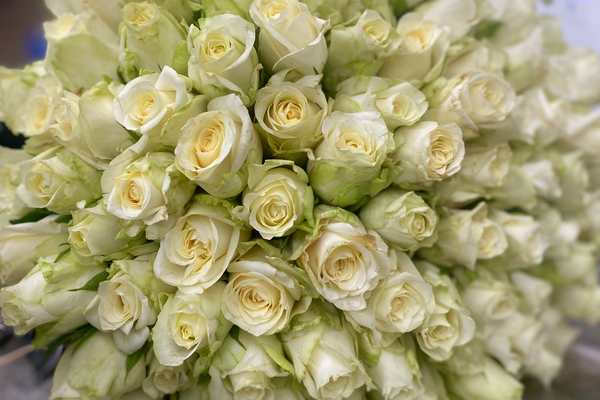 How Far in Advance Should You Order Flowers for an Event?