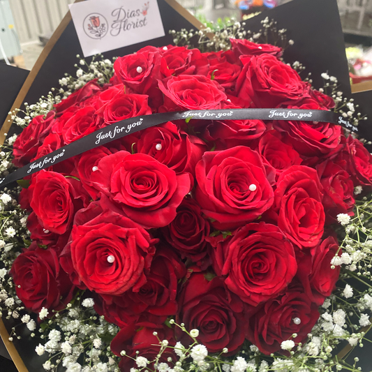 Fresh Red Roses with Gypsophila Bouquet Johannesburg | Minimum 10 Stems | Florist City Deep