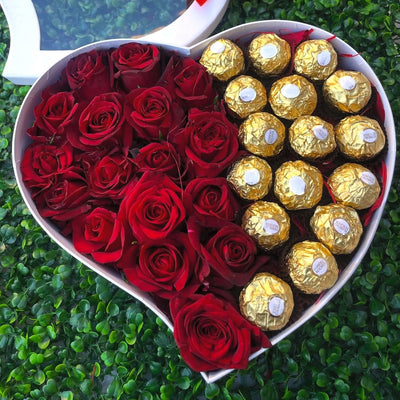 Medium Fresh Flower Gift Box Johannesburg | Gift Box Flowers City Deep | Same Day Delivery