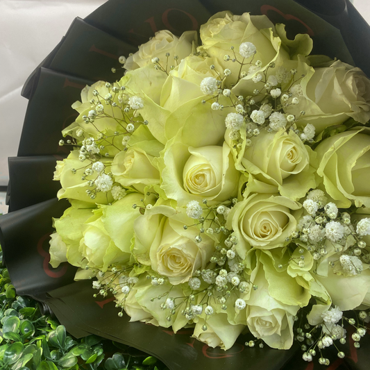 Fresh White Roses with Gypsophila - Minimum 20 Stems - Dias Florist Johannesburg